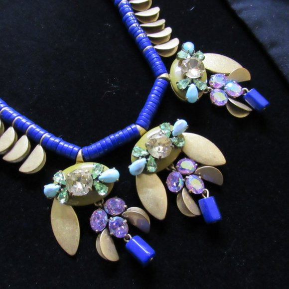 J CREW FAN BEADED STATEMENT NECKLACE - Picture 4 of 8